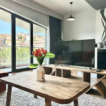 Appartement Big And New Taksim